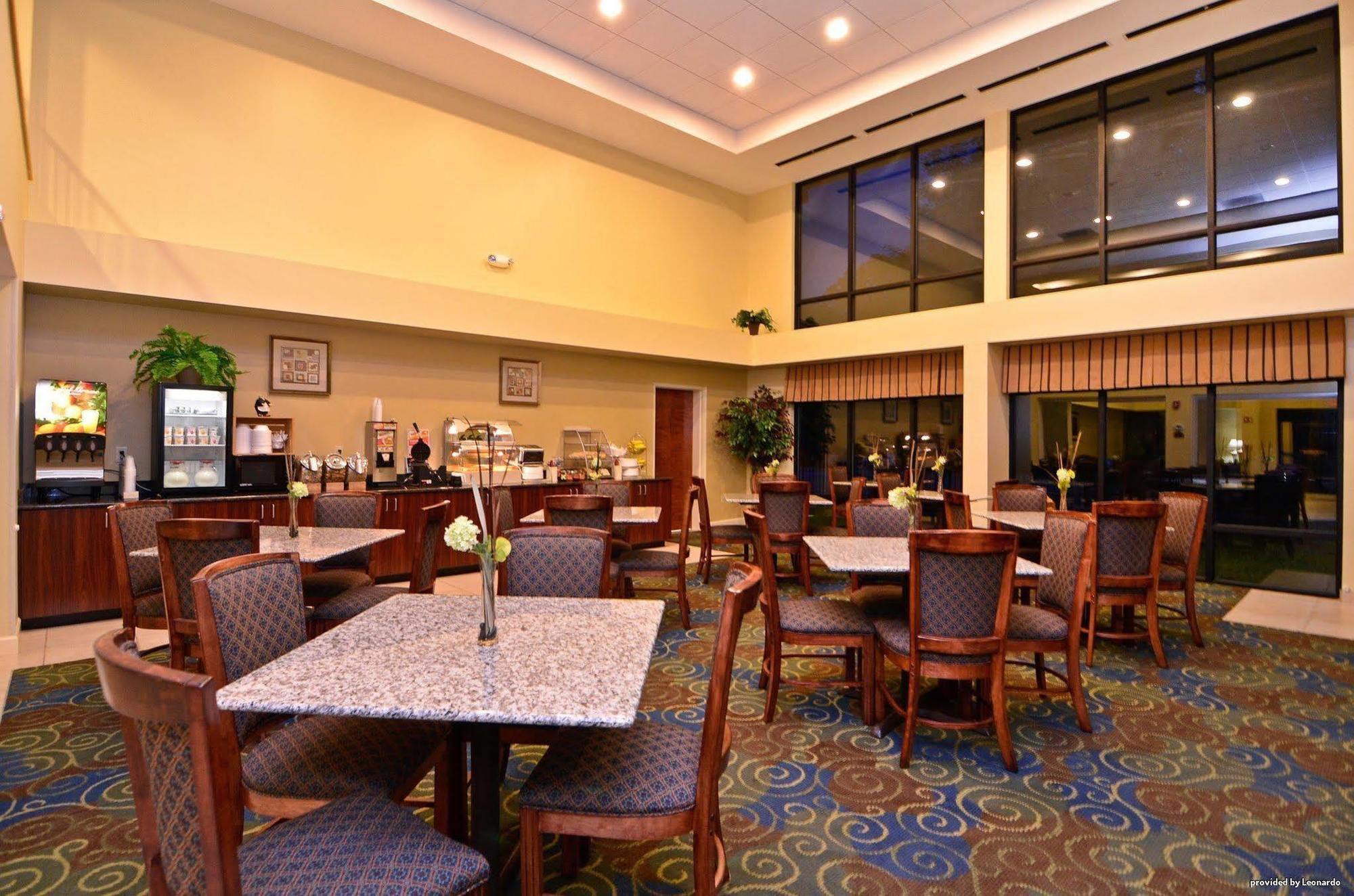 Hotel Best Western Plus Yadkin Valley & Jonesville